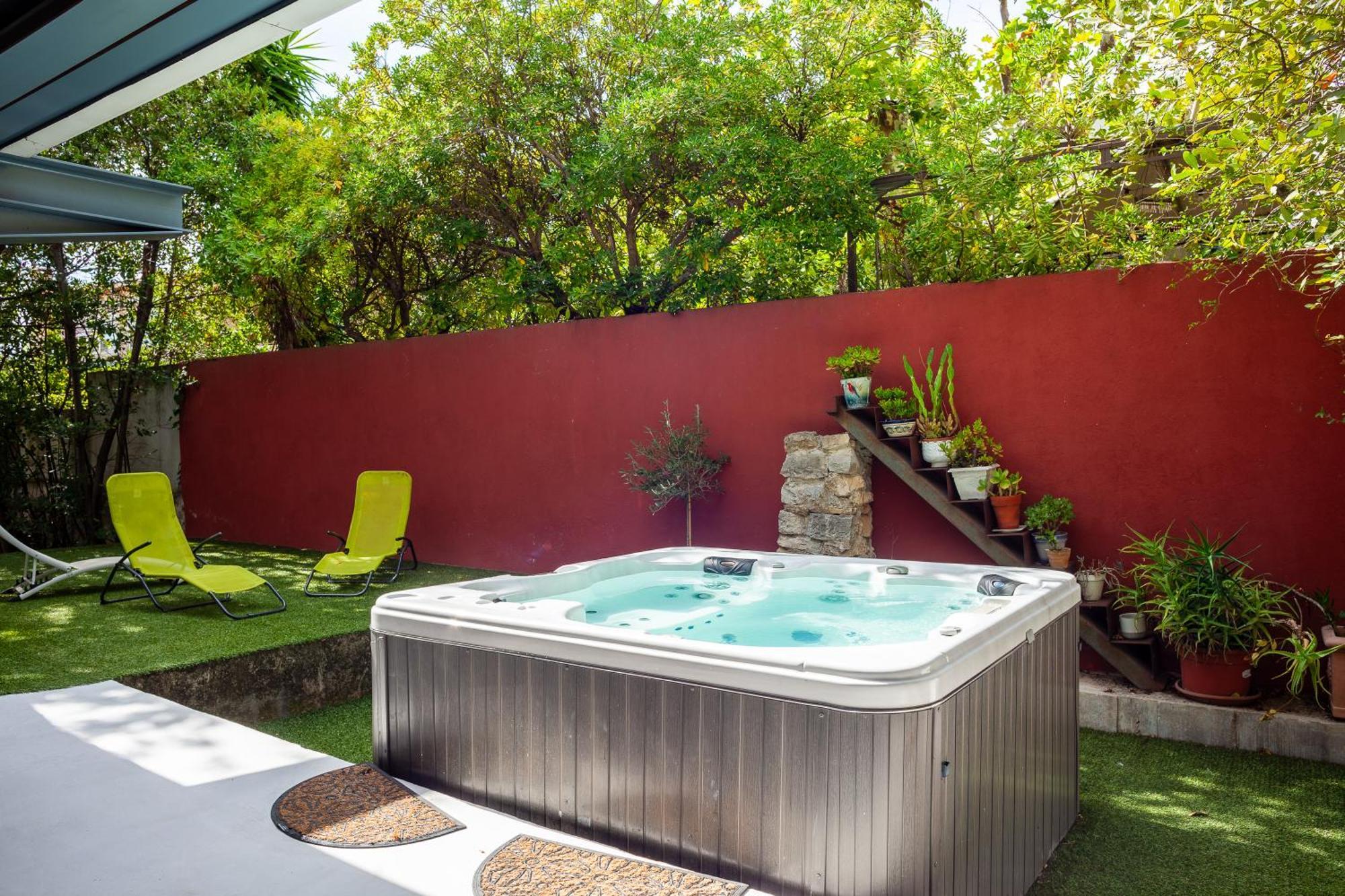 Dolce Vita - Jacuzzi - La Ciotat Luaran gambar